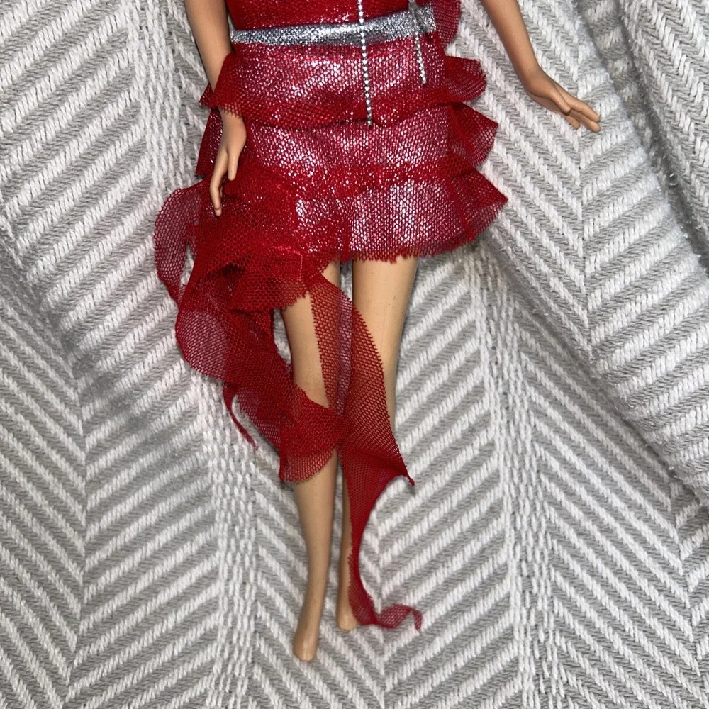 FASHION‎ FEVER BARBIE SPARKLE & SHINE Outfit With Random Body E2